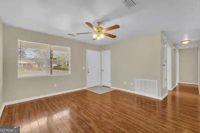 121 Deerwood Court, Hinesville, GA 31313 - Photo 6