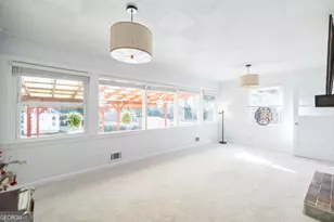 433 Pinecrest Rd, Macon, GA 31204 - Photo 8