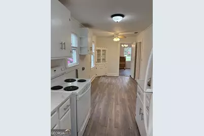 417 W Parrish Street, Statesboro, GA 30458 - Photo 6