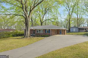 93 Hickory Cir, Toccoa, GA 30577 - Photo 4