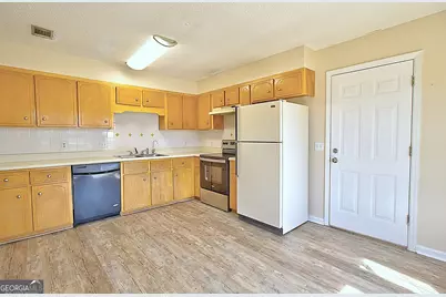 1458 Victory Circle, Hinesville, GA 31313 - Photo 6