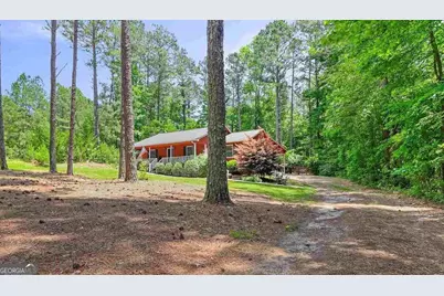468 Davis Road, Fayetteville, GA 30215 - Photo 2