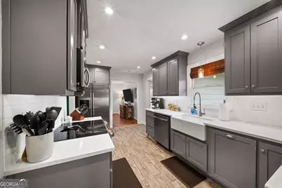 2654 Estelle Court SE, Smyrna, GA 30082 - Photo 8