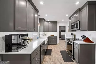 2654 Estelle Court SE, Smyrna, GA 30082 - Photo 6