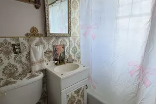 335 N Main St, Wadley, GA 30477 - Photo 32