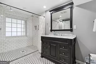 576 Stillwood Dr, Gainesville, GA 30501 - Photo 28