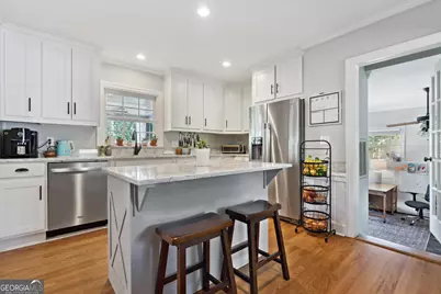 576 Stillwood Drive, Gainesville, GA 30501 - Photo 6