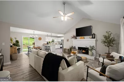 3621 Griffin Drive, Gainesville, GA 30506 - Photo 4