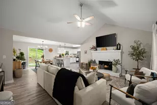 3621 Griffin Dr, Gainesville, GA 30506 - Photo 4