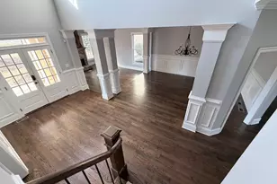 302 Beech Tree Hollow, Sugar Hill, GA 30518 - Photo 4