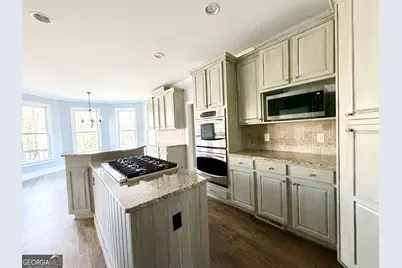 302 Beech Tree Hollow, Sugar Hill, GA 30518 - Photo 10