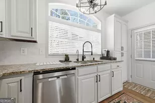 301 Port Laz Ln, Eatonton, GA 31024 - Photo 10