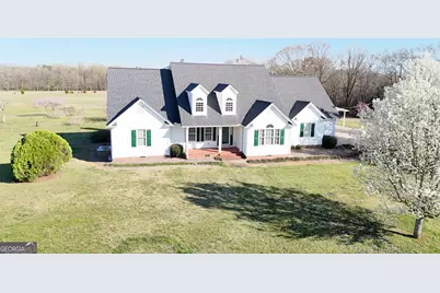 494 S Broad Street, Bowman, GA 30624 - Photo 2