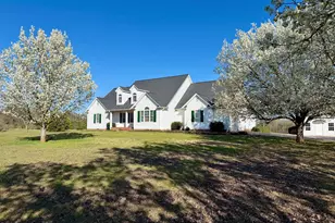 494 S Broad St, Bowman, GA 30624 - Photo 1