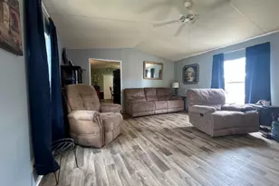 742 Halls Bridge Rd, Swainsboro, GA 30401 - Photo 2