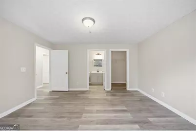 8201 Fairington Ridg Circle, Lithonia, GA 30038 - Photo 2