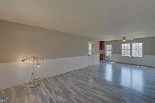 704 Skyline Dr, Toccoa, GA 30577 - Photo 8