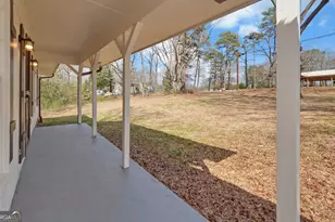 704 Skyline Dr, Toccoa, GA 30577 - Photo 4