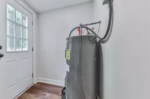 6 Hillside Ave SE, Lindale, GA 30147 - Photo 18