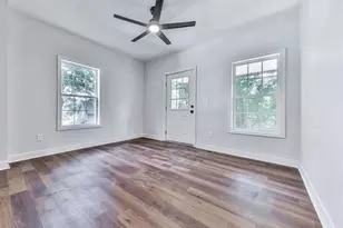 6 Hillside Ave SE, Lindale, GA 30147 - Photo 8
