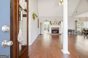 130 Lyndhurst Way, Sharpsburg, GA 30277 - Photo 4