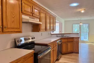 1040 Sunny Field Ct, Lawrenceville, GA 30043 - Photo 6