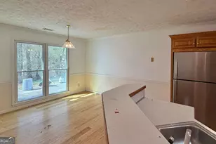 1040 Sunny Field Ct, Lawrenceville, GA 30043 - Photo 8