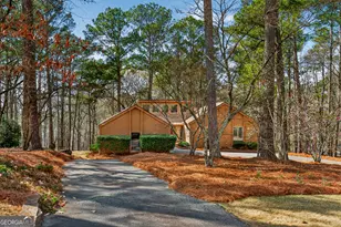 2005 Foxcroft Dr, Lagrange, GA 30240 - Photo 8