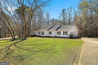 210 Felton Drive, Fayetteville, GA 30214 - Photo 2