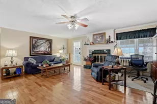 210 Felton Dr, Fayetteville, GA 30214 - Photo 20