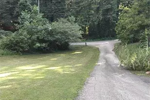 4076 Fairmont St, Gainesville, GA 30506 - Photo 2