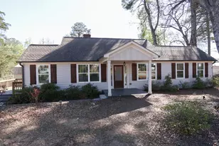 68 Hayes St, Toccoa, GA 30577 - Photo 1