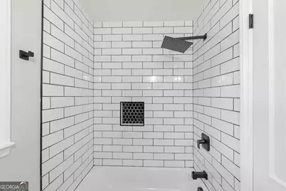 2533 Plantation Drive, East Point, GA 30344 - Photo 18