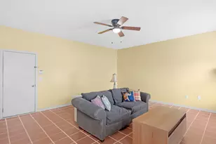 323 Daytona Dr, McDonough, GA 30253 - Photo 4