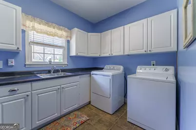 6506 Vista View Court, Flowery Branch, GA 30542 - Photo 18