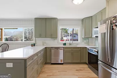 117 Glencrest Drive, Toccoa, GA 30577 - Photo 6