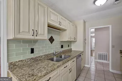 109 Boxwood Court, Peachtree City, GA 30269 - Photo 6