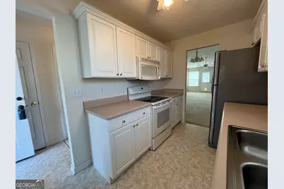 1769 Summerwoods Lane, Griffin, GA 30224 - Photo 12