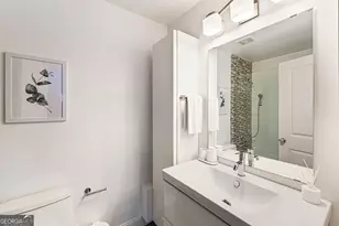 24 Mt Vernon Cir, Sandy Springs, GA 30338 - Photo 22