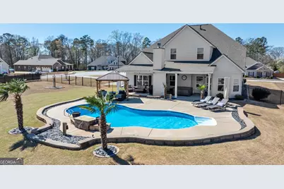 135 Owens Path, Senoia, GA 30276 - Photo 2