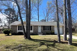 466 Edgar Cir, Thomson, GA 30824 - Photo 2
