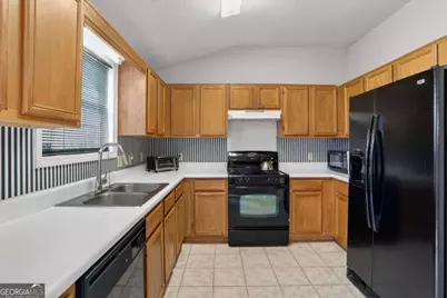 355 Jamaica Cove SW, Marietta, GA 30008 - Photo 4