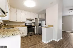 7237 Angie Ct, Riverdale, GA 30296 - Photo 8