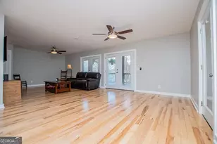 210 Don Rich Dr, Carrollton, GA 30117 - Photo 8