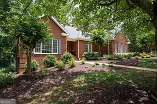 1071 Waterford Ct, Watkinsville, GA 30677 - Photo 2
