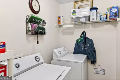 559 Wynbrooke Parkway, Stone Mountain, GA 30087 - Photo 20