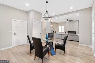 6960 Dockbridge Way, Stone Mountain, GA 30087 - Photo 24