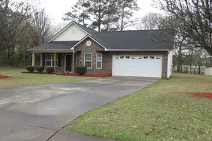 105 Whistle Way, Locust Grove, GA 30248 - Photo 2