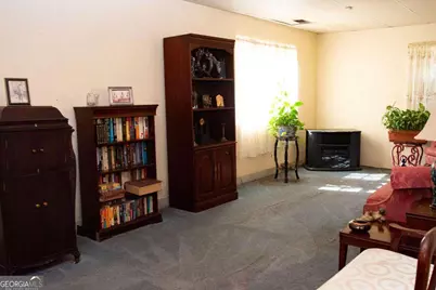 2719 Waleska Way, East Point, GA 30344 - Photo 4