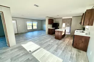 545 Ben Jackson, Vidalia, GA 30474 - Photo 8